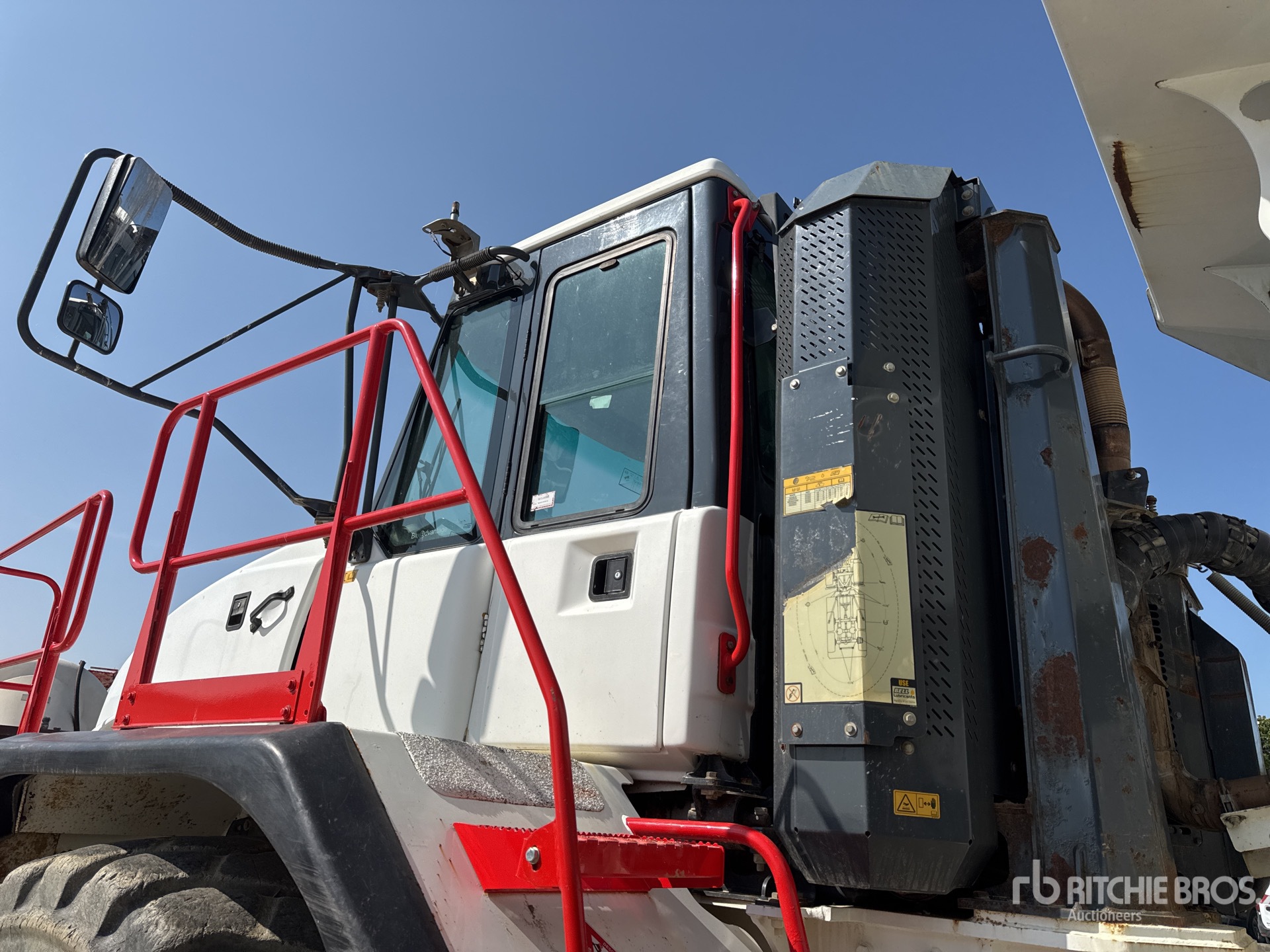 2015 Bell B40