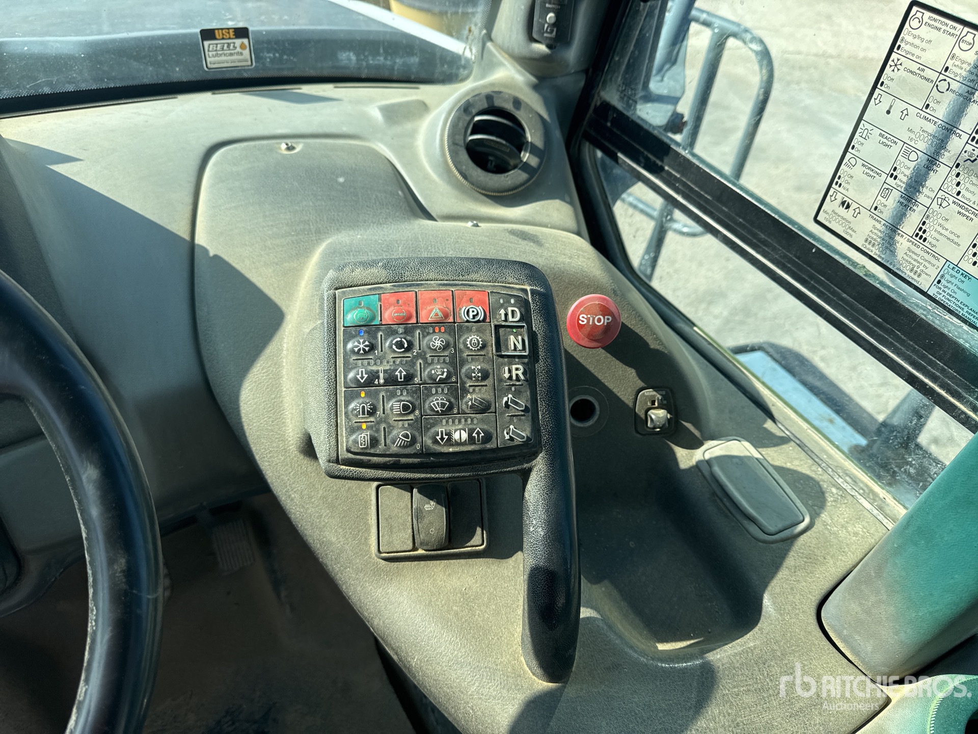 2015 Bell B40