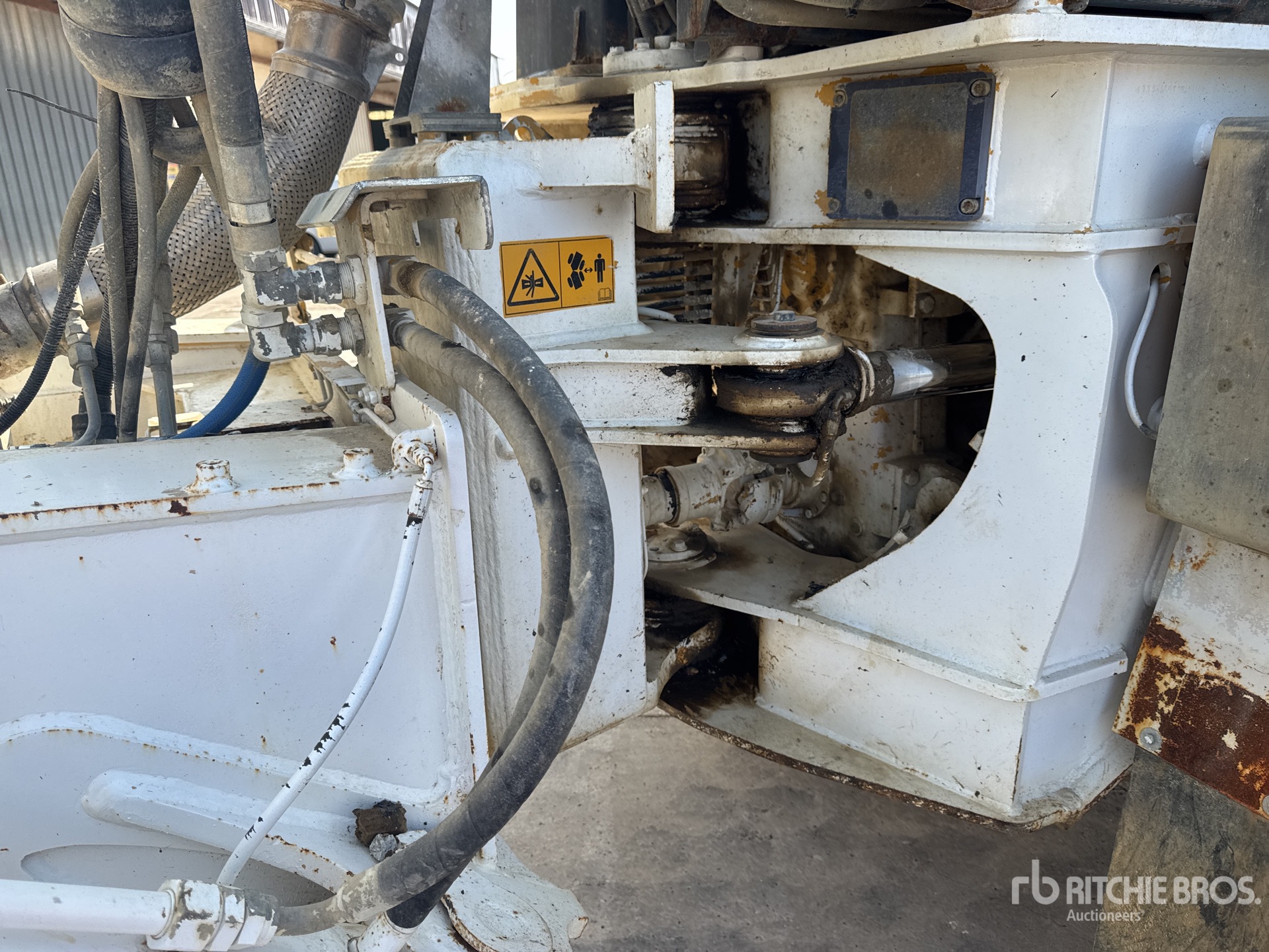 2015 Bell B40