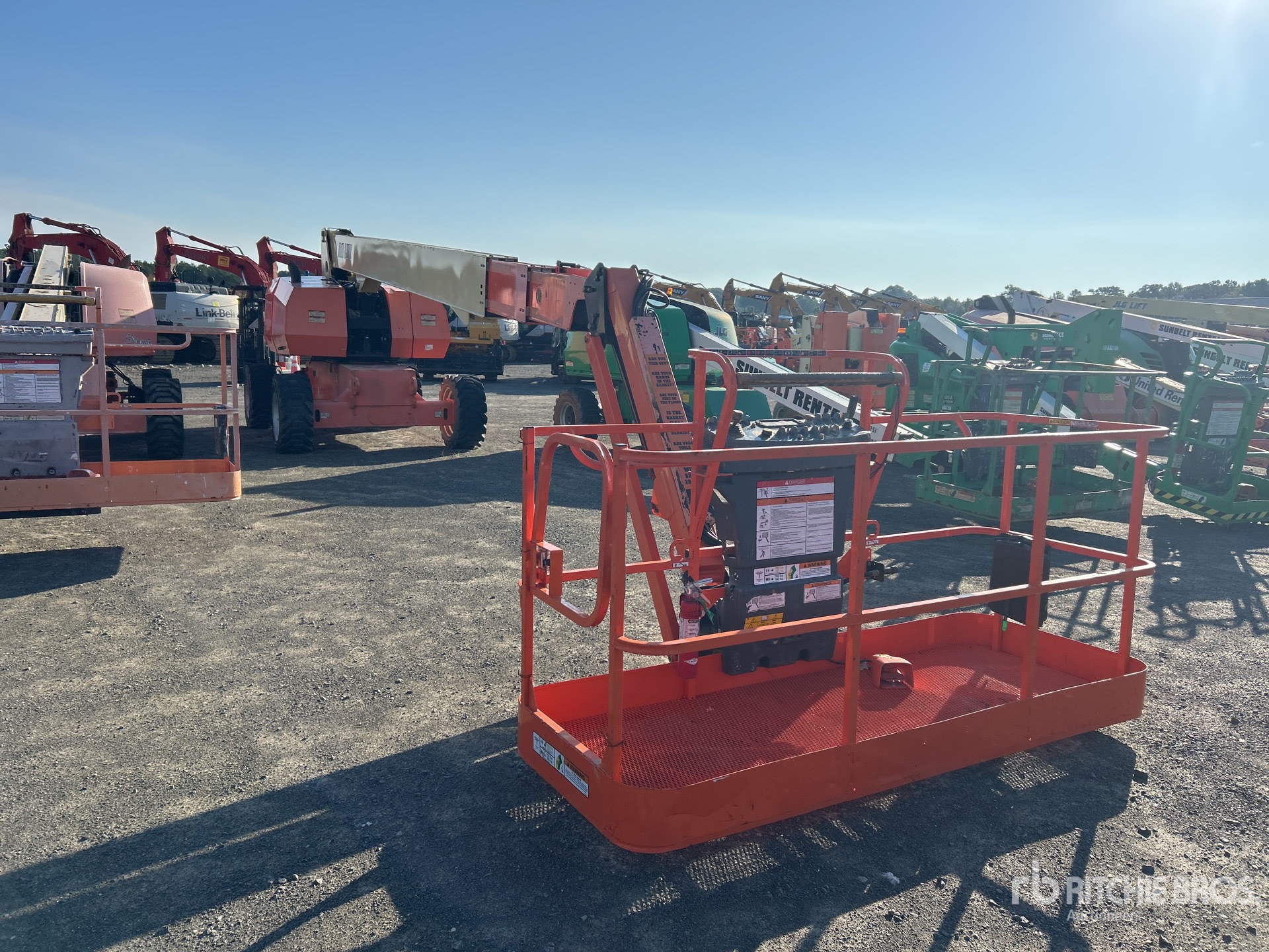 2017 JLG 860SJ
