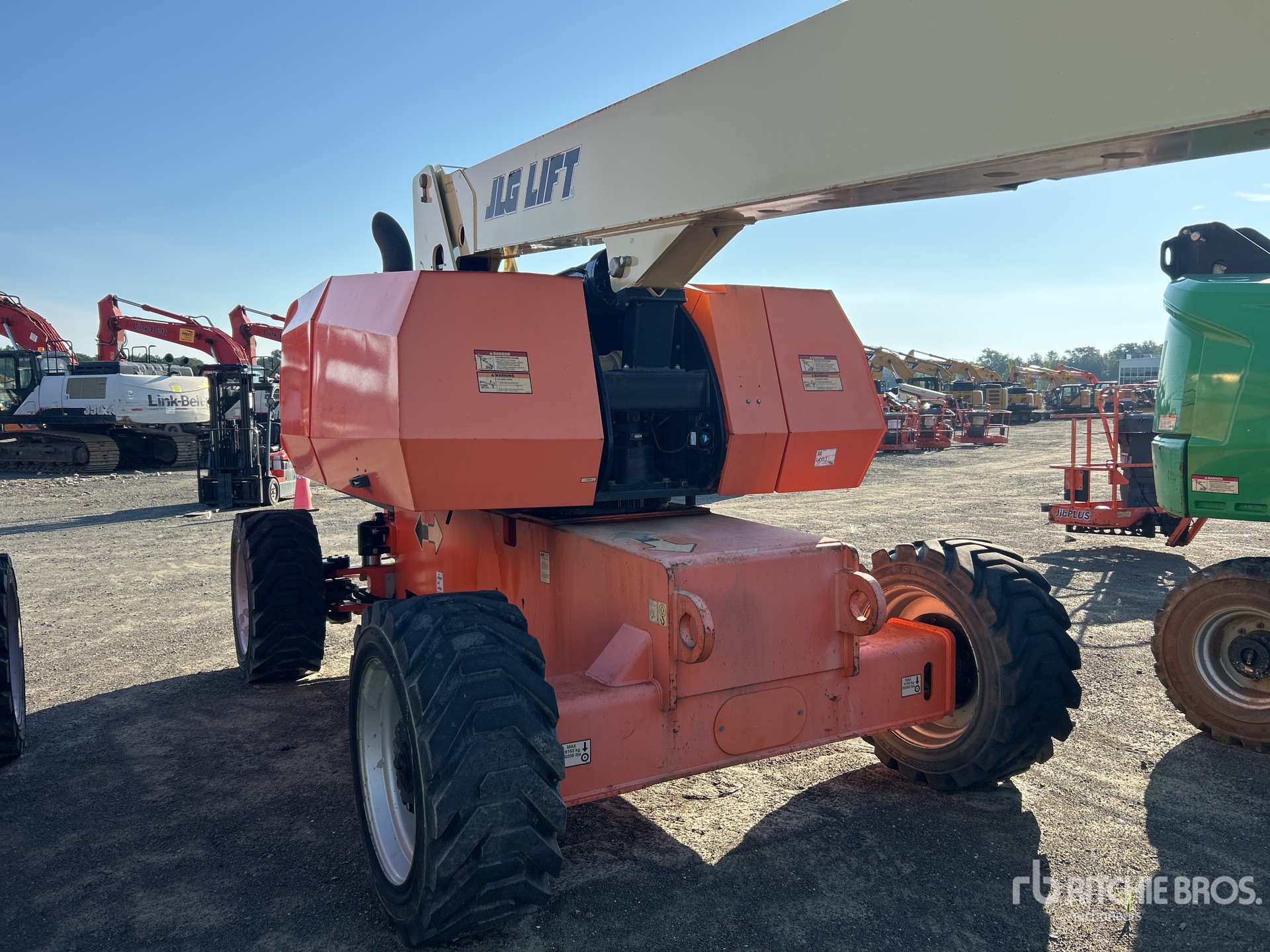 2017 JLG 860SJ
