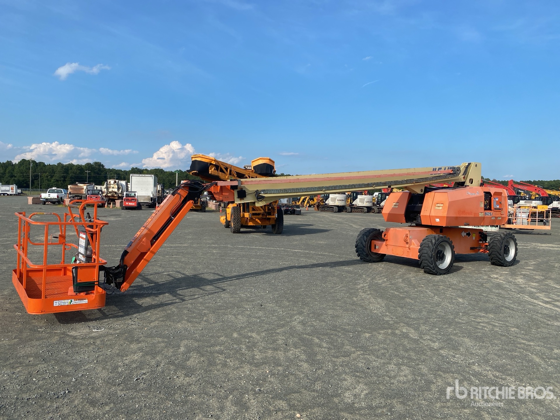 Photo of 2017 JLG 860SJ