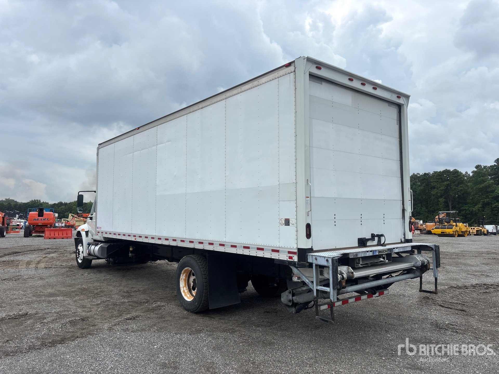 2018 International 4300