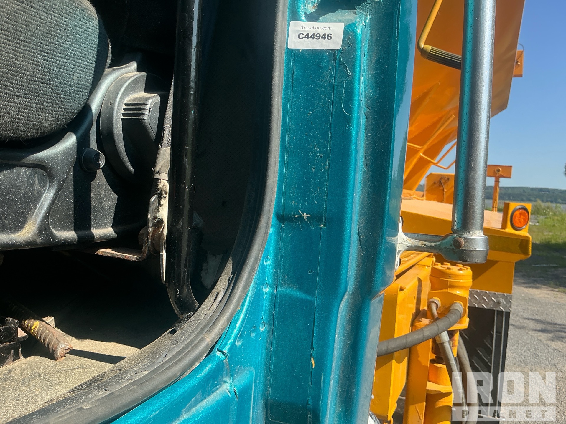 1997 Freightliner FL80