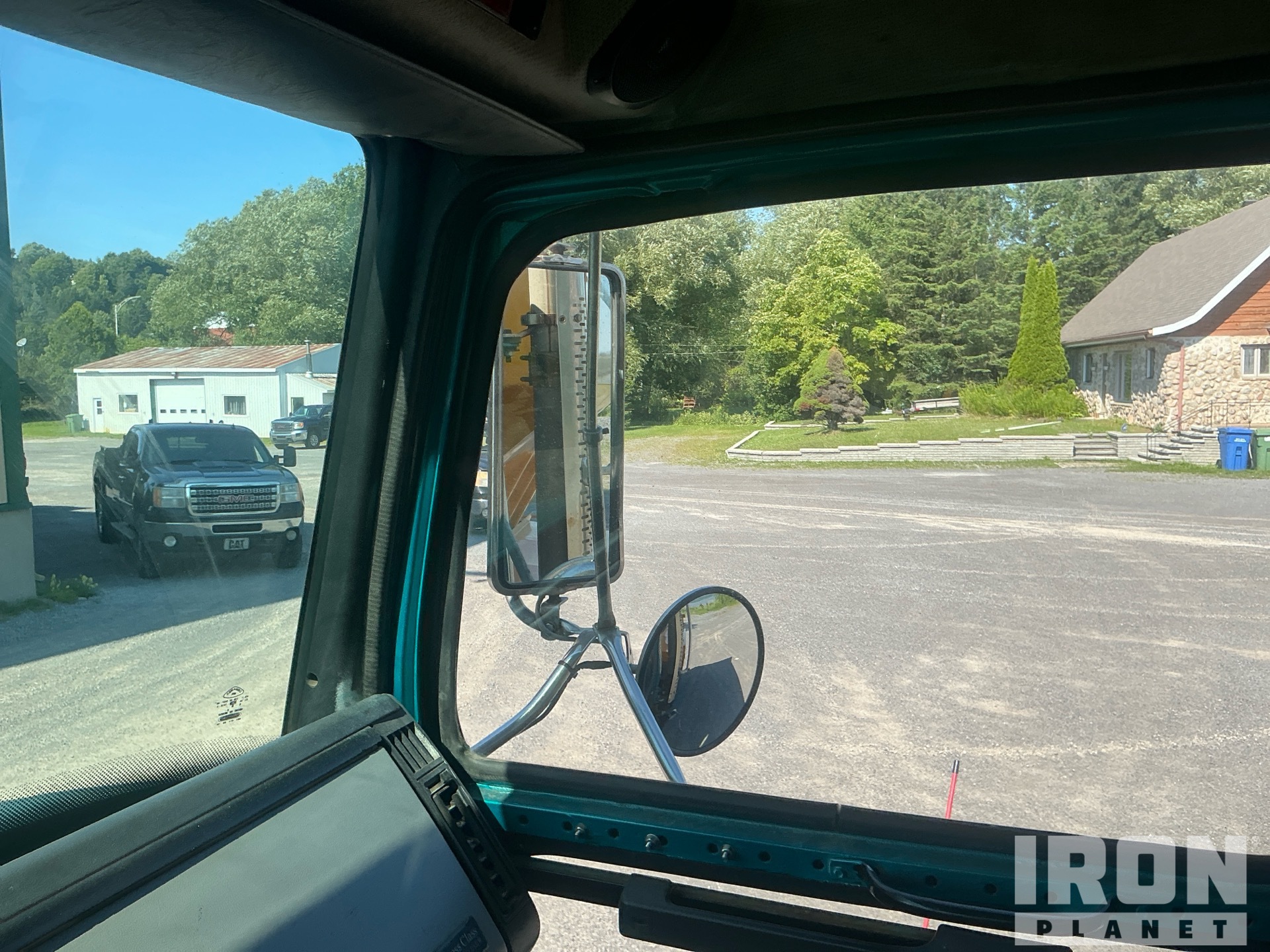 1997 Freightliner FL80