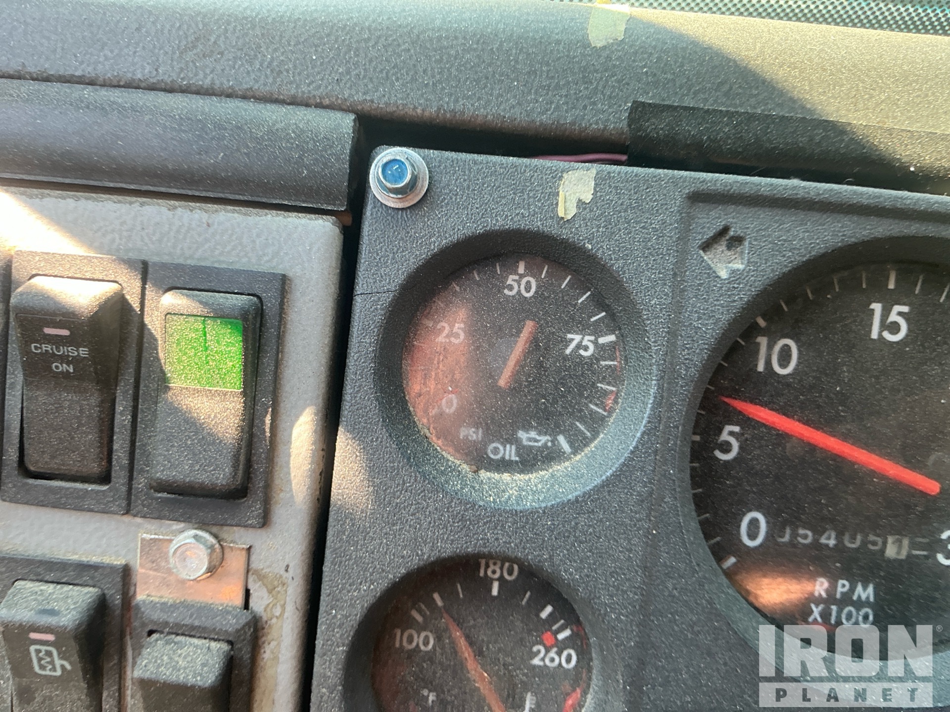 1997 Freightliner FL80