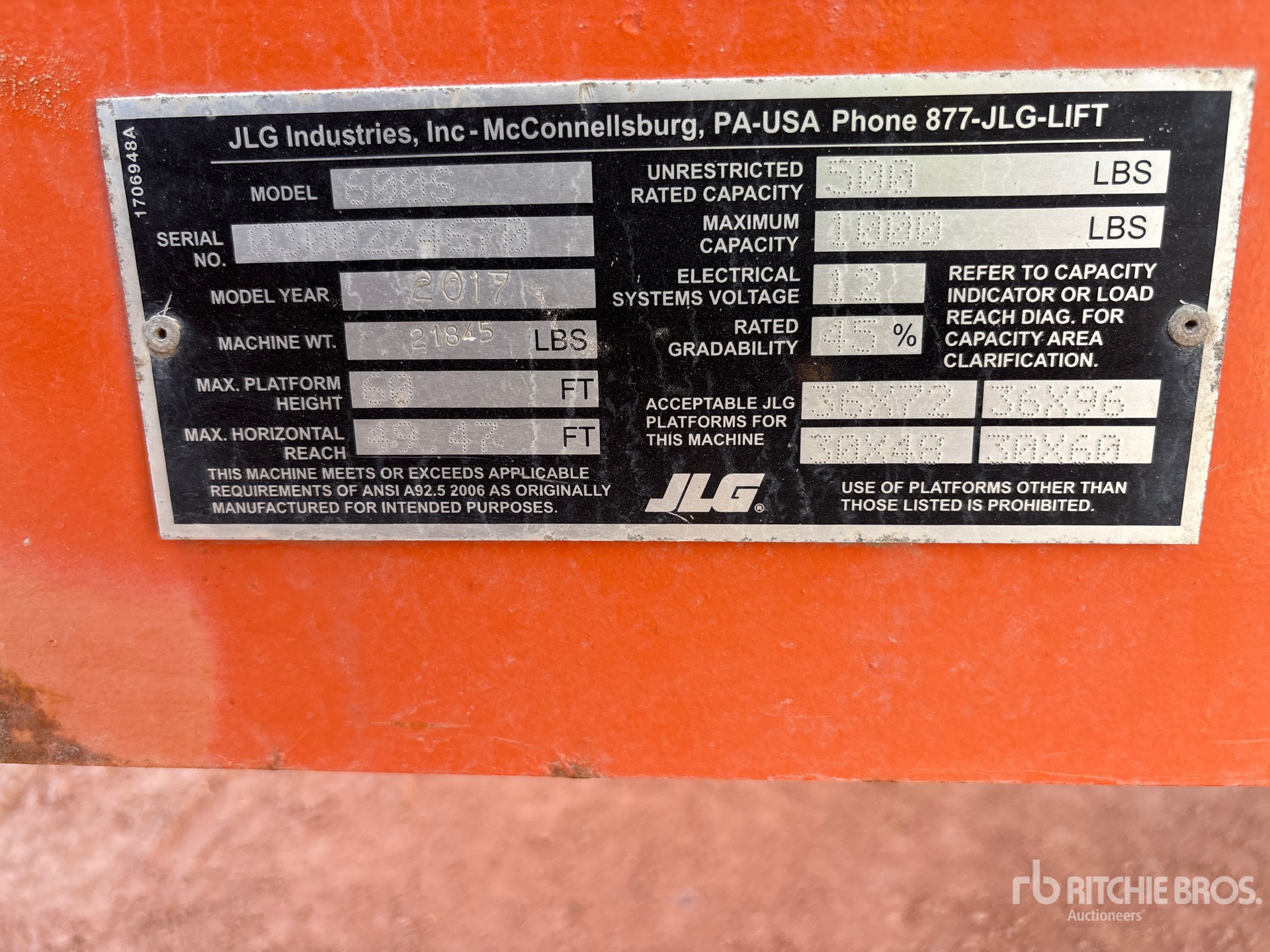 2017 JLG 600S