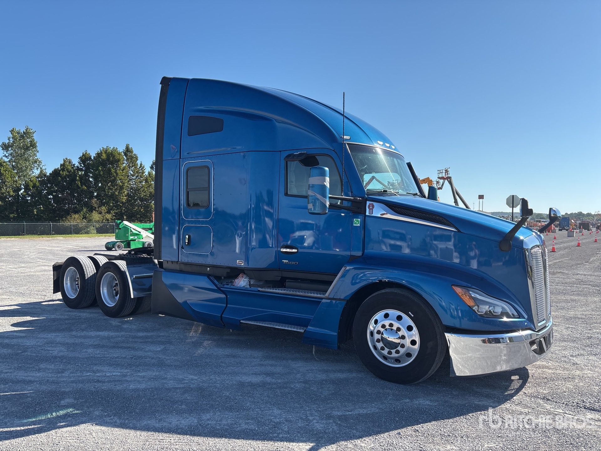 2024 Kenworth T680