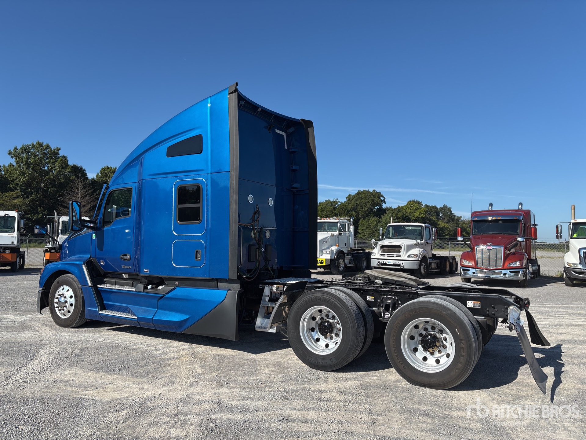 2024 Kenworth T680