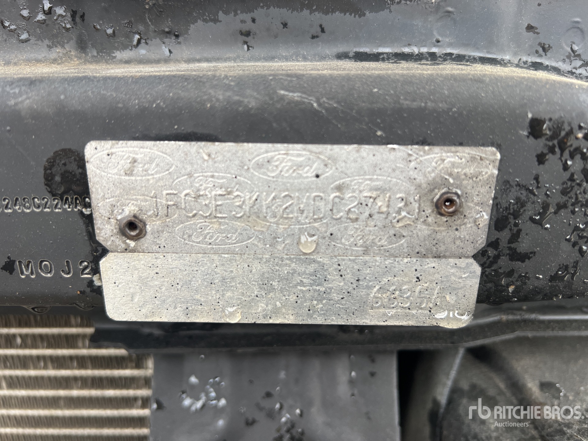 2021 Ford E-350
