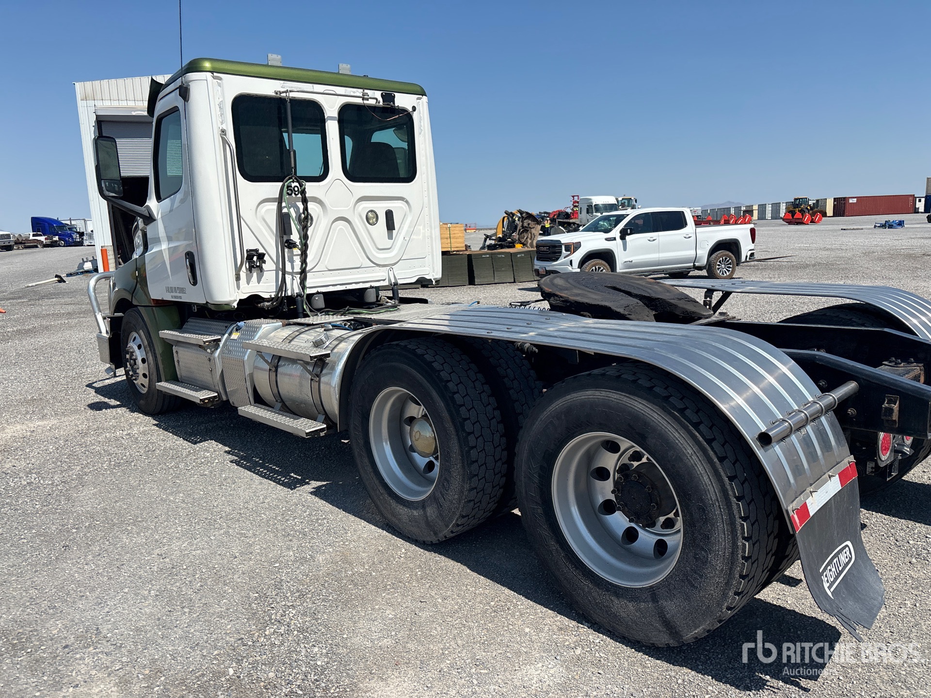 2023 Freightliner CASCADIA 126