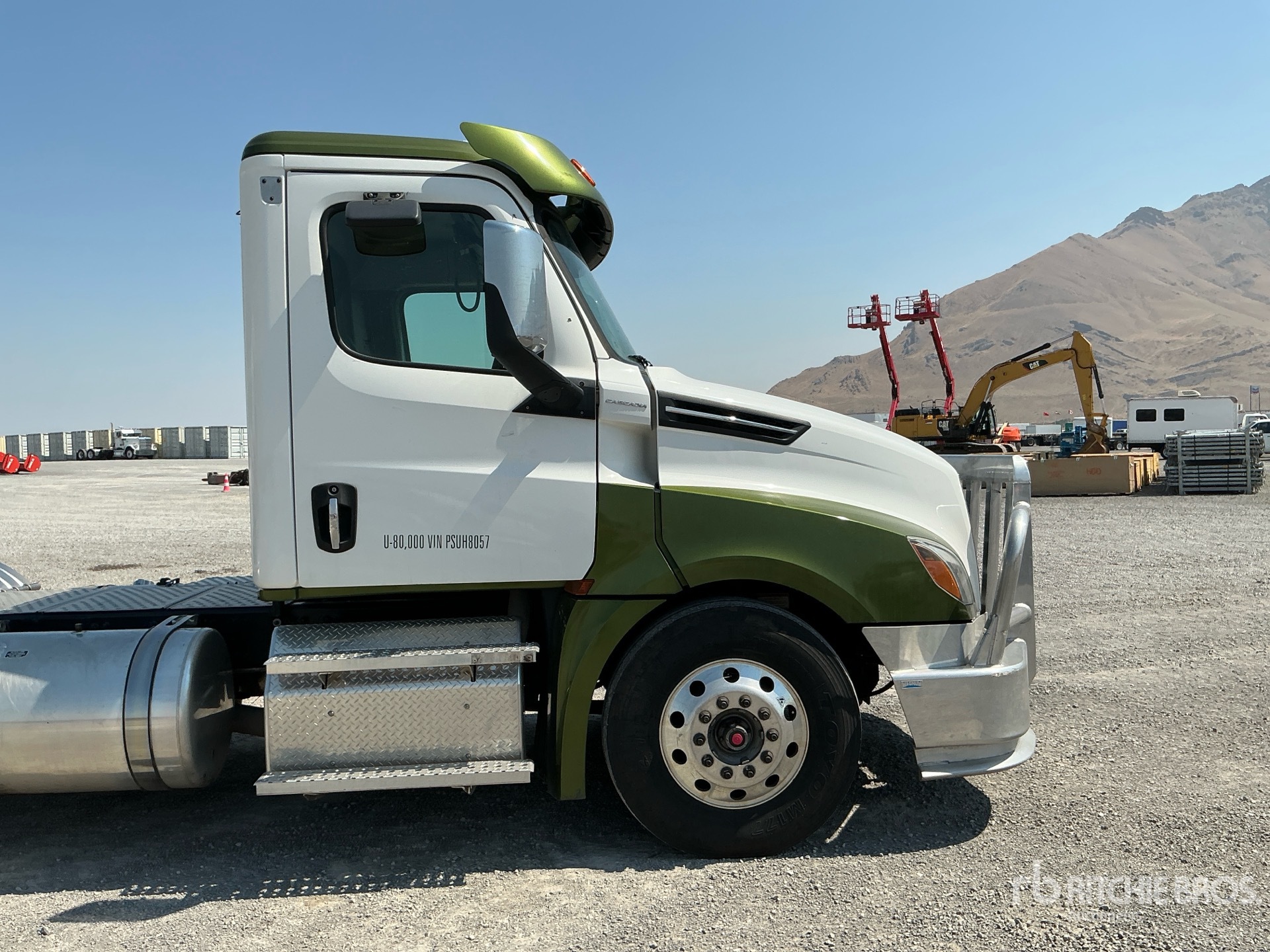 2023 Freightliner CASCADIA 126