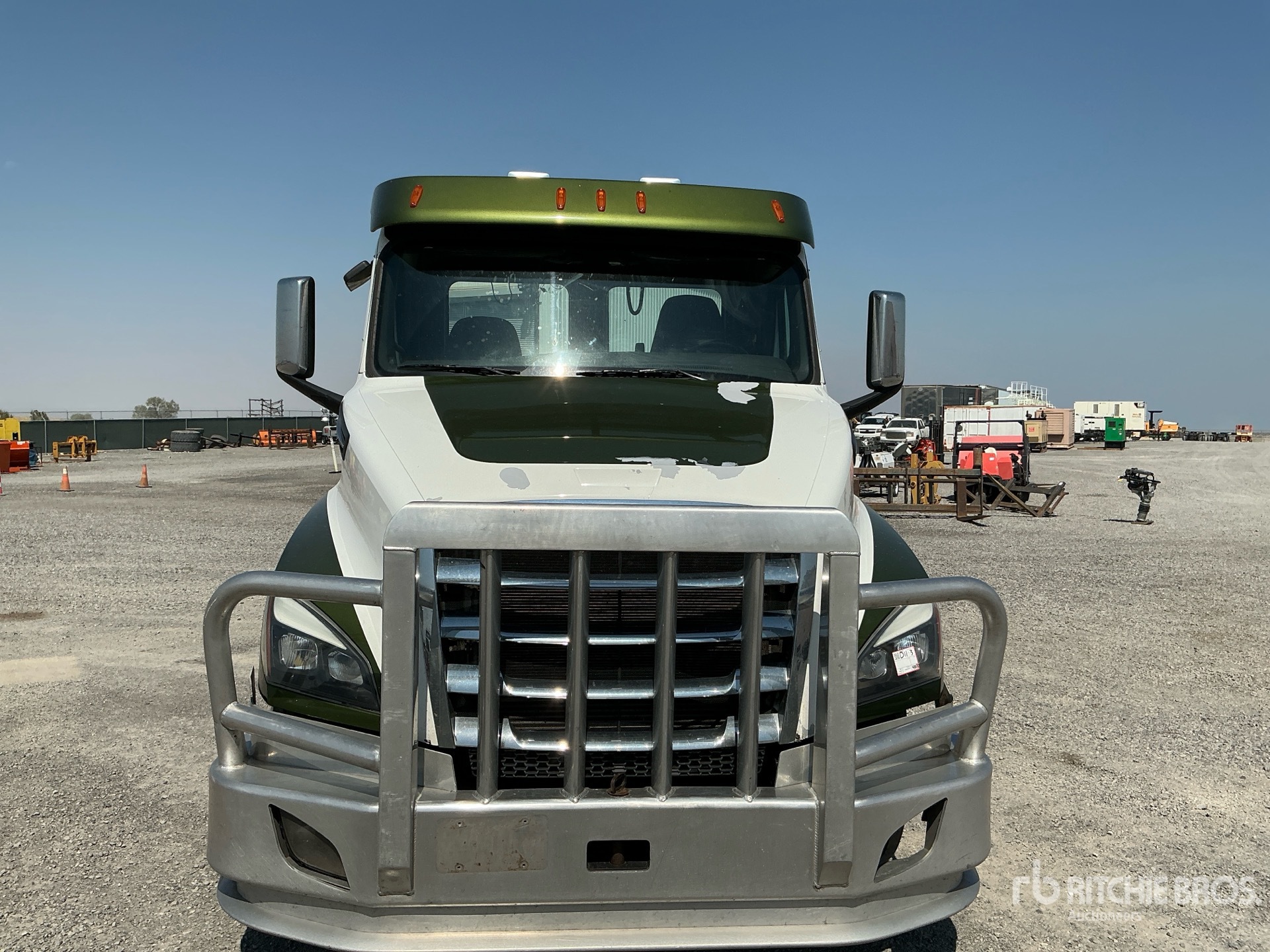 2023 Freightliner CASCADIA 126