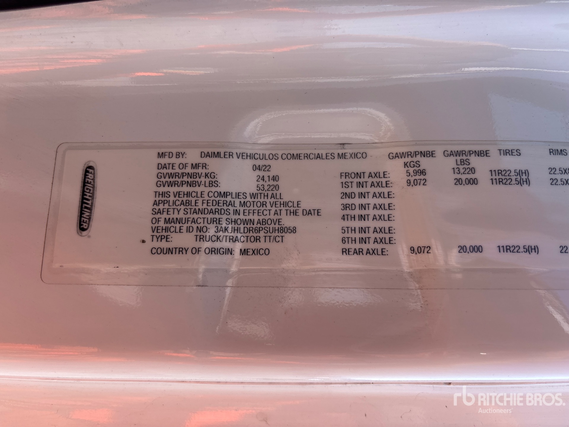 2023 Freightliner CASCADIA 126