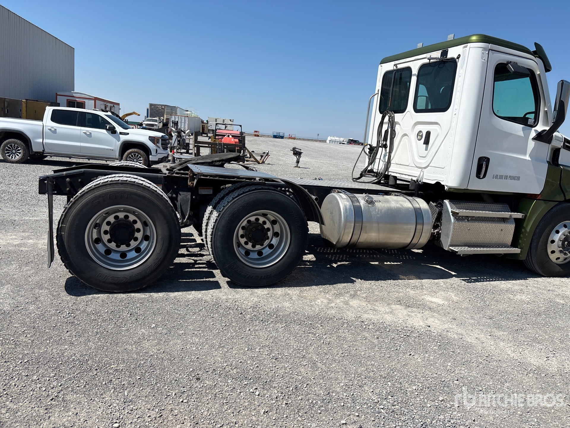 2023 Freightliner CASCADIA 126