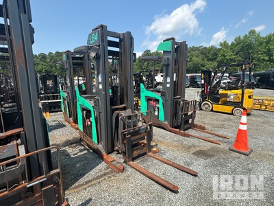 General Appearance - Lift Truck* with Imagen: esquina delantera derecha