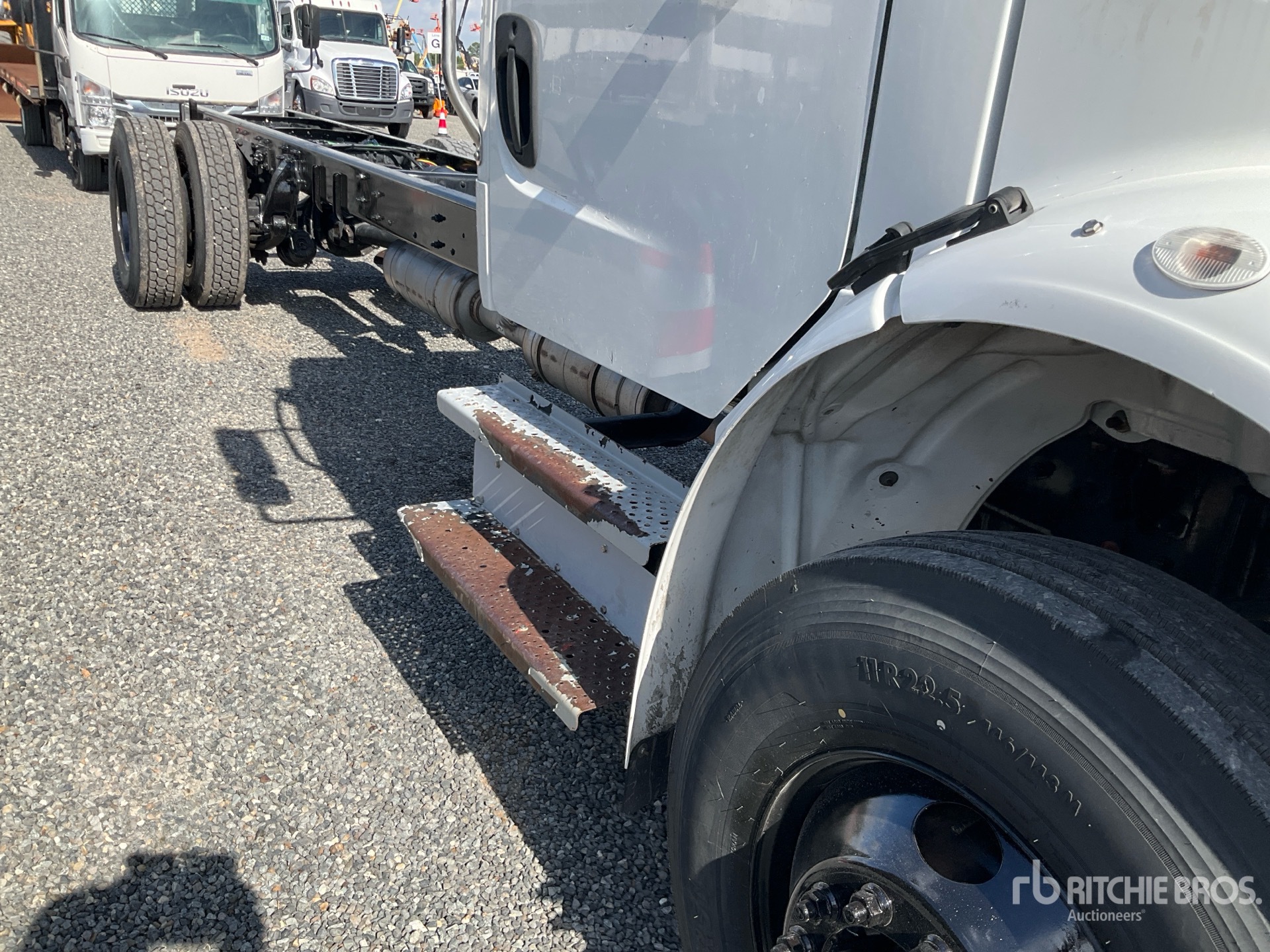 2016 Freightliner M2 106