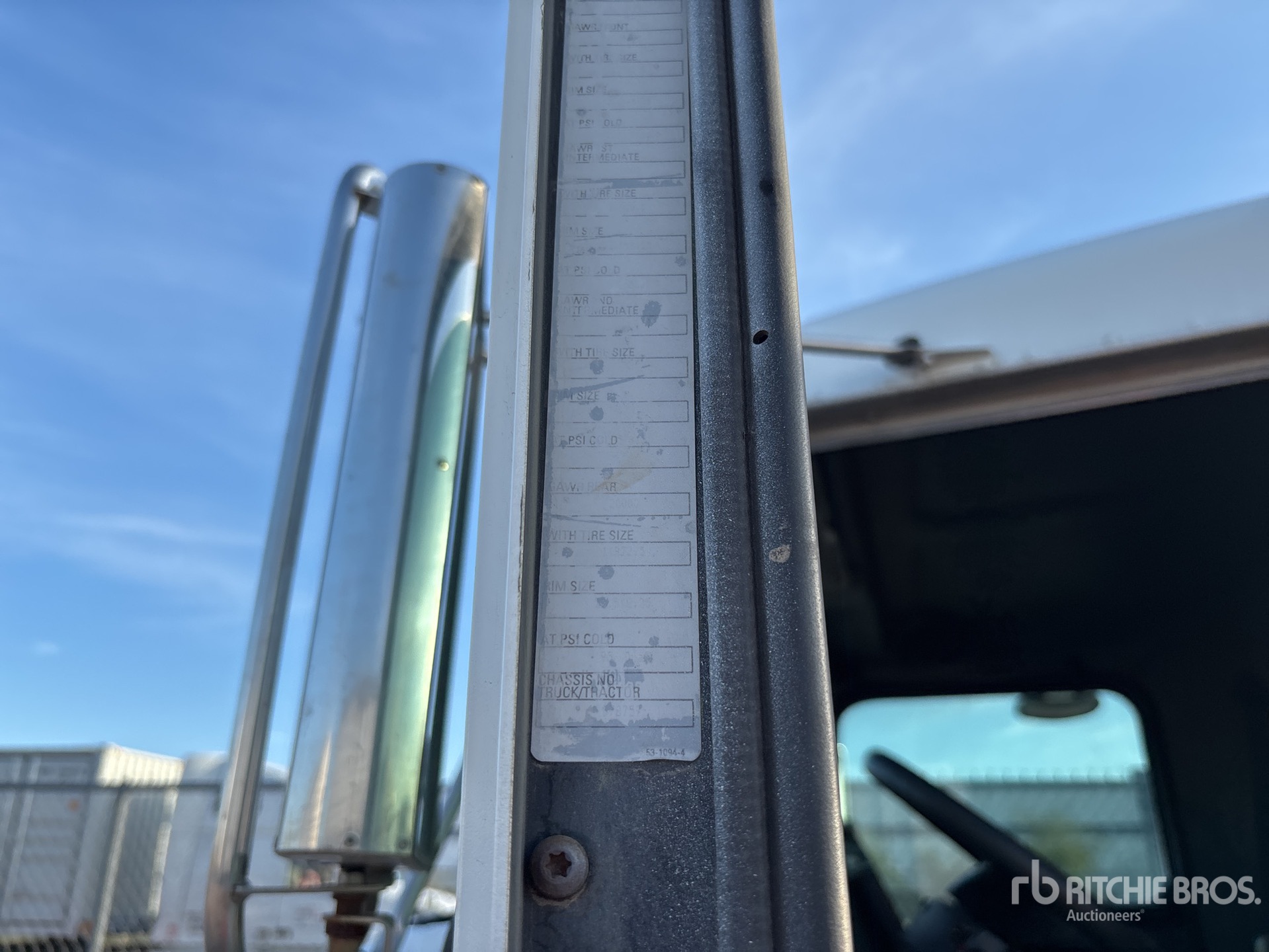 2005 Kenworth T300