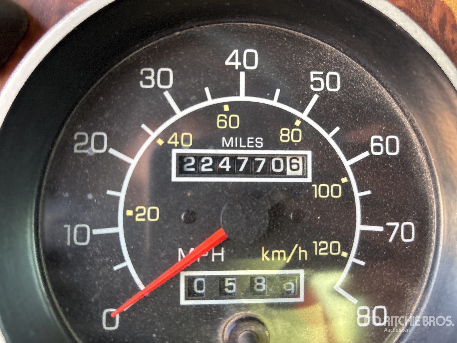 2005 Kenworth T300