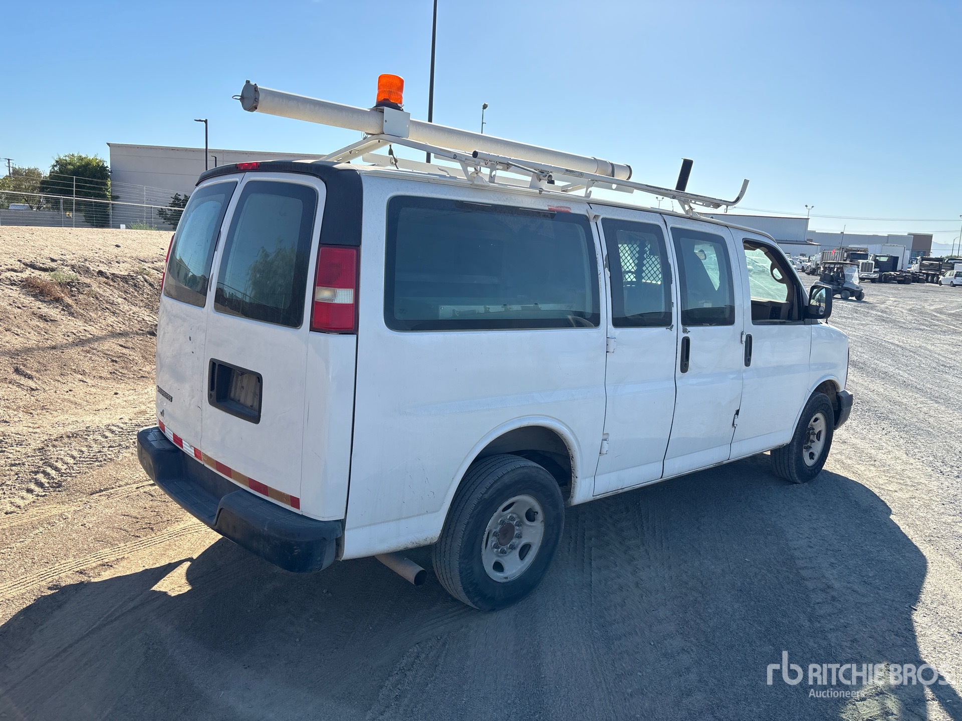 General Appearance with Picture, Right Rear Corner