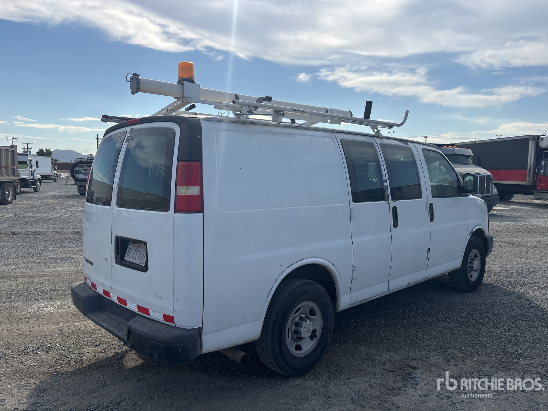 General Appearance with Picture, Right Rear Corner