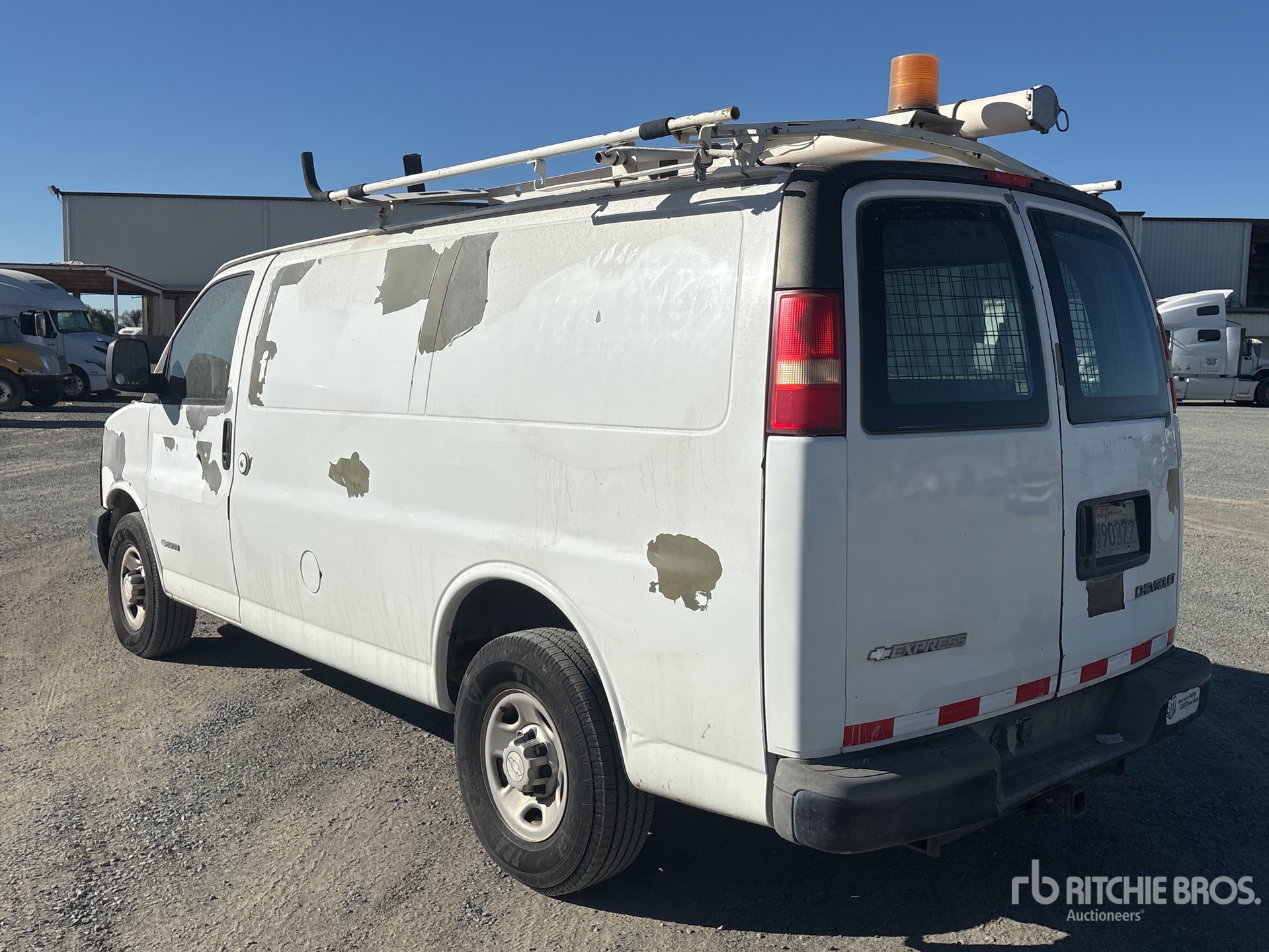 General Appearance with Picture, Left Rear Corner
