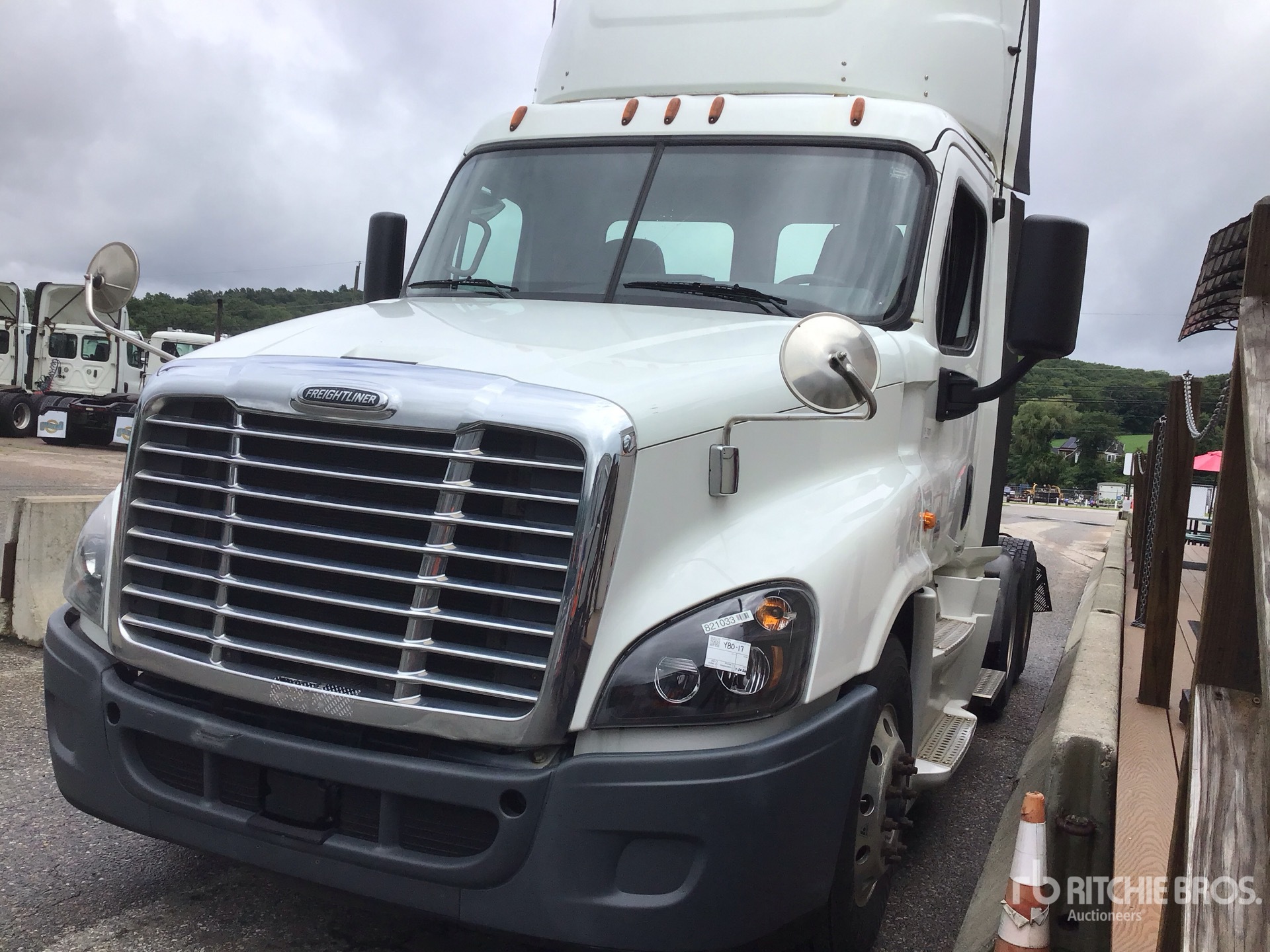 2019 Freightliner CASCADIA 125