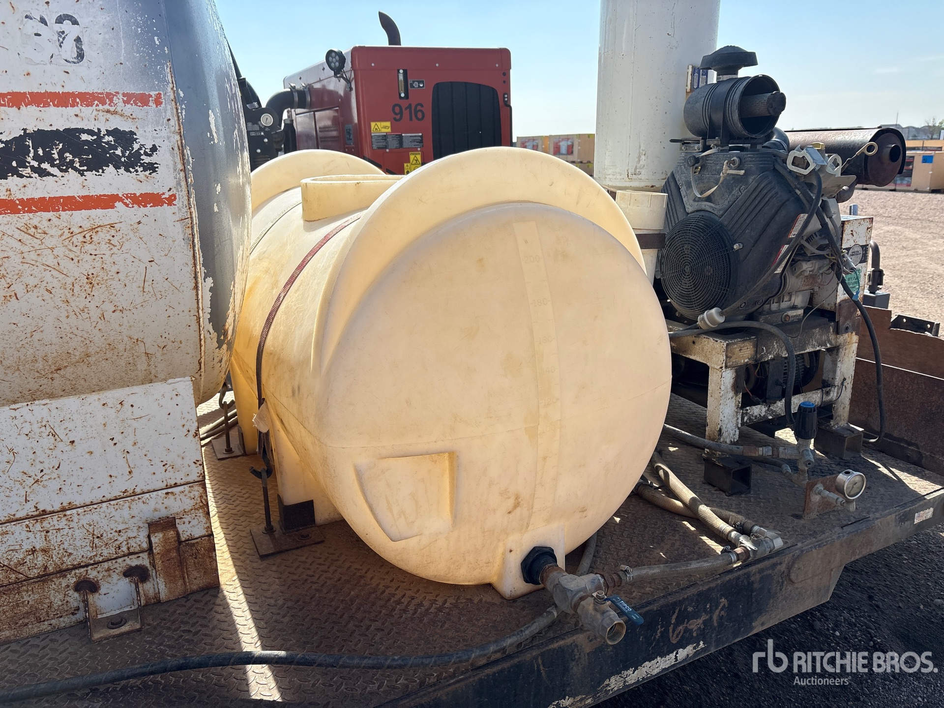 1998 Maxey 800 gal T/A