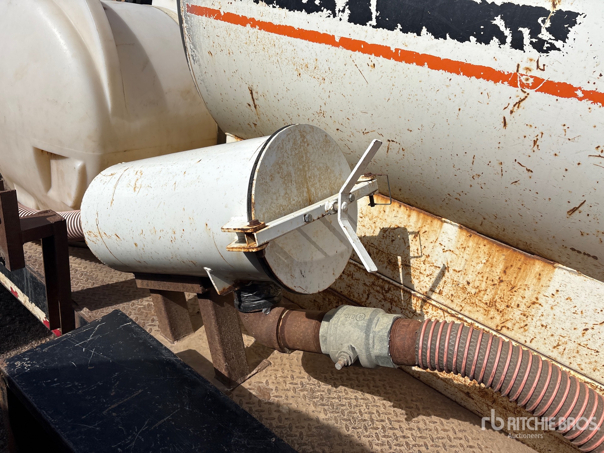 1998 Maxey 800 gal T/A