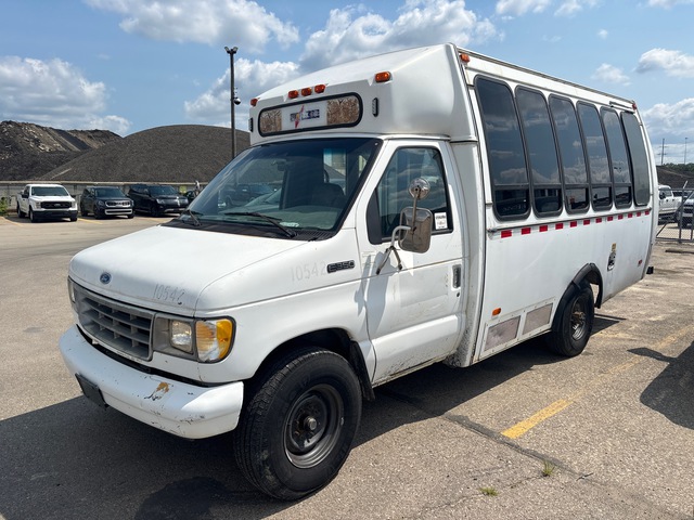 1996 Ford E-350 13 Passenger Van