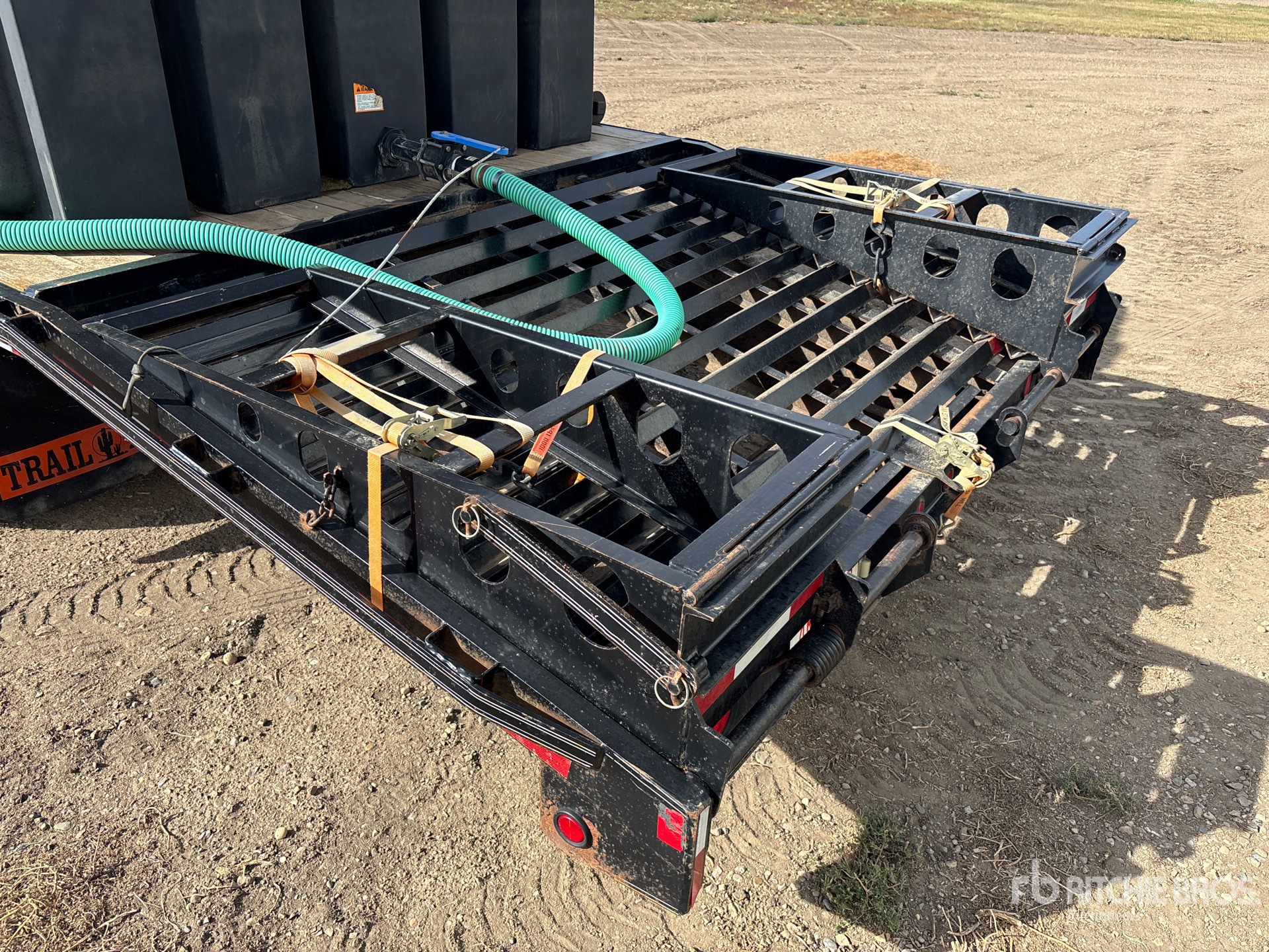 2013 Trail Pro 30 ft T/A Gooseneck