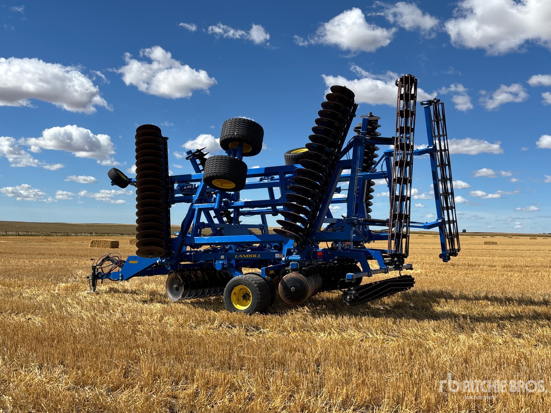 2020 Landoll 7530