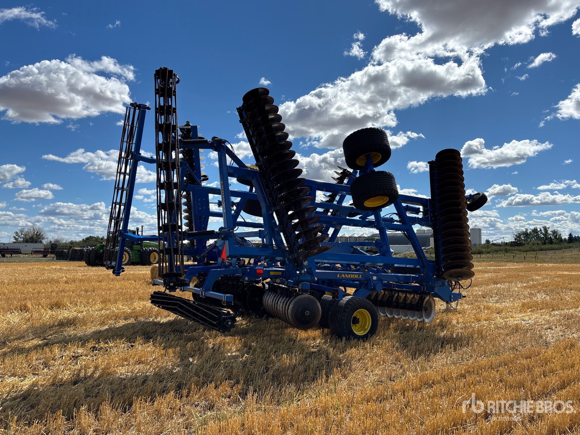 2020 Landoll 7530