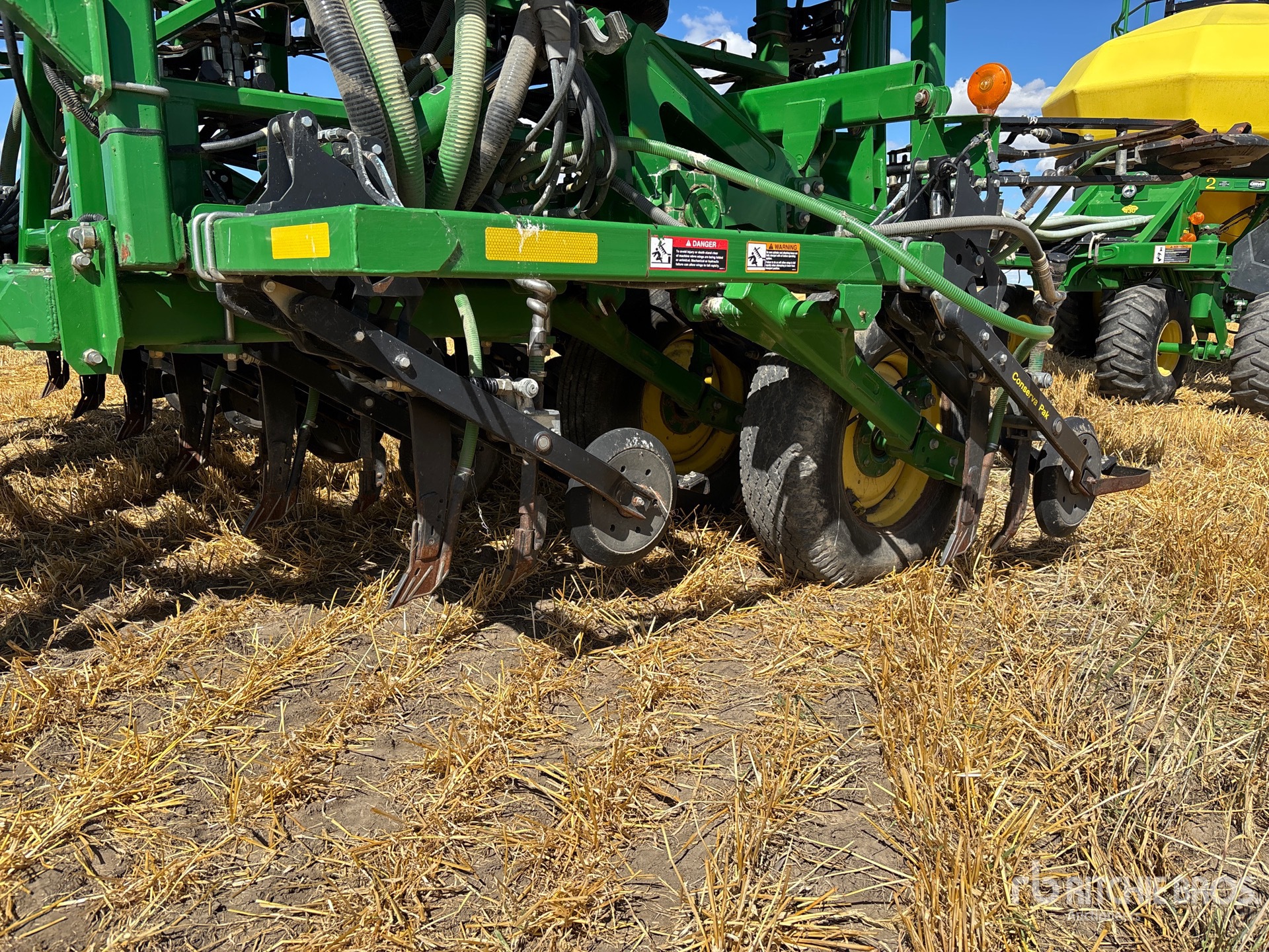2014 John Deere 1870