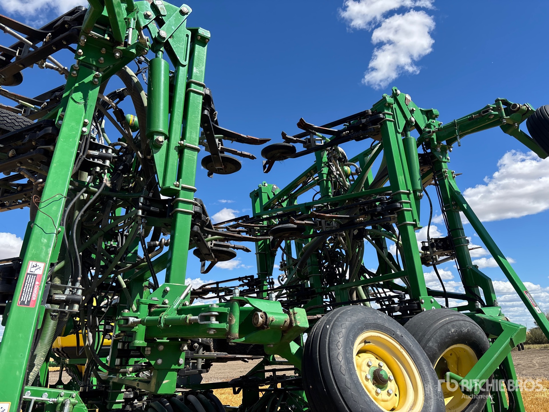 2014 John Deere 1870