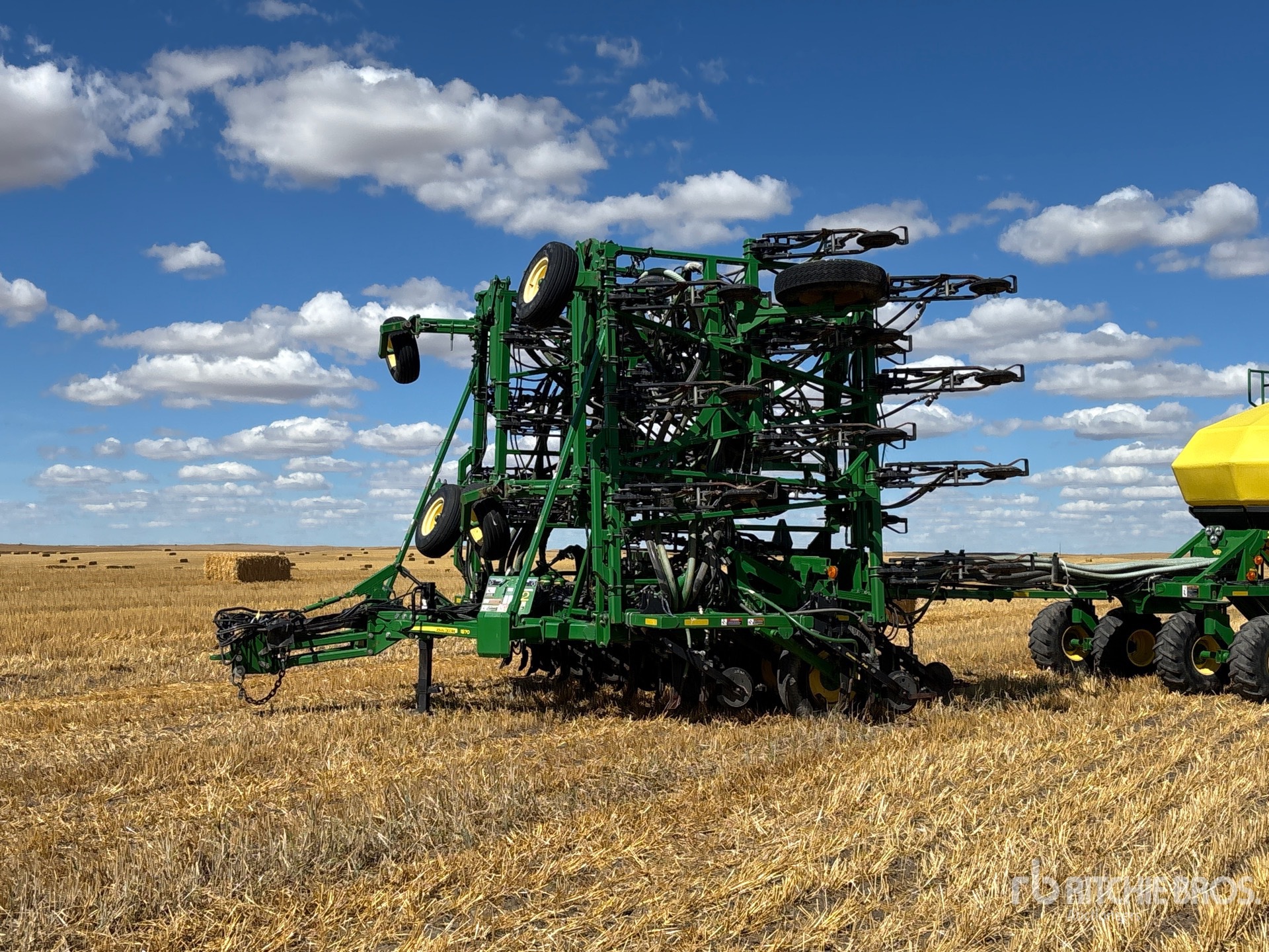 2014 John Deere 1870