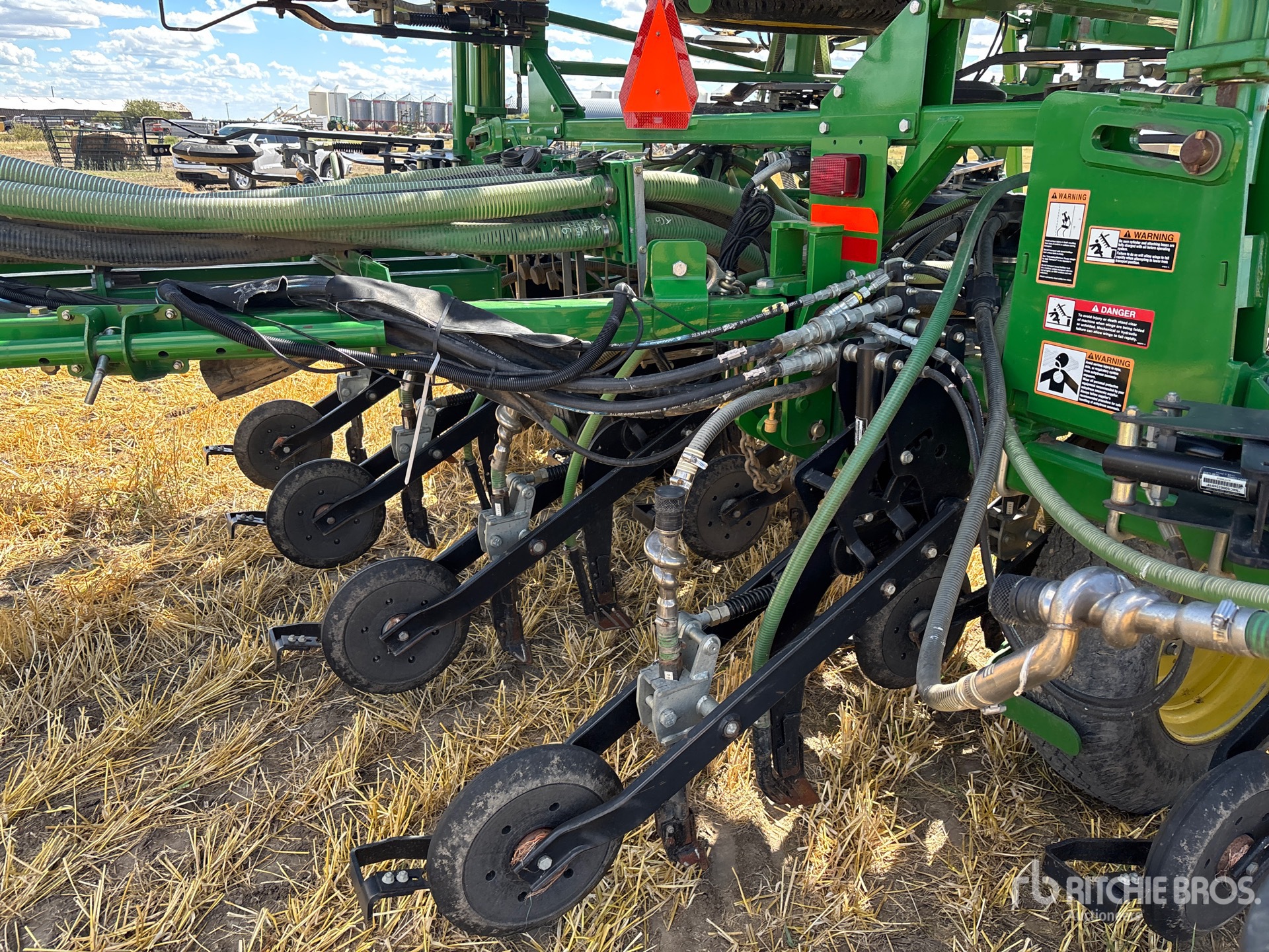 2014 John Deere 1870