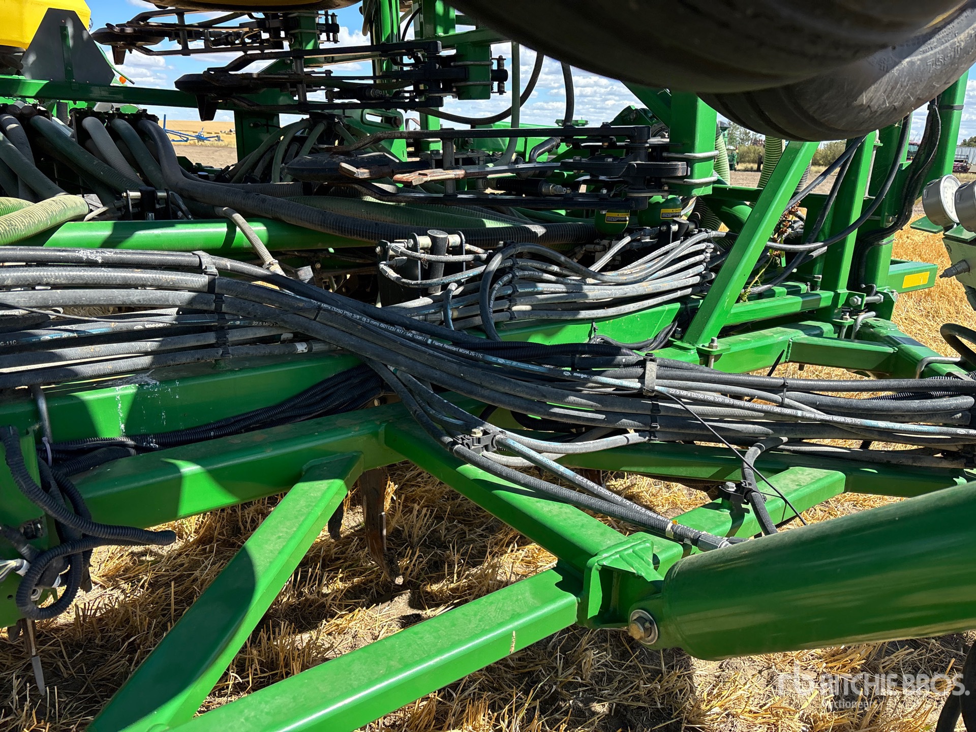 2014 John Deere 1870