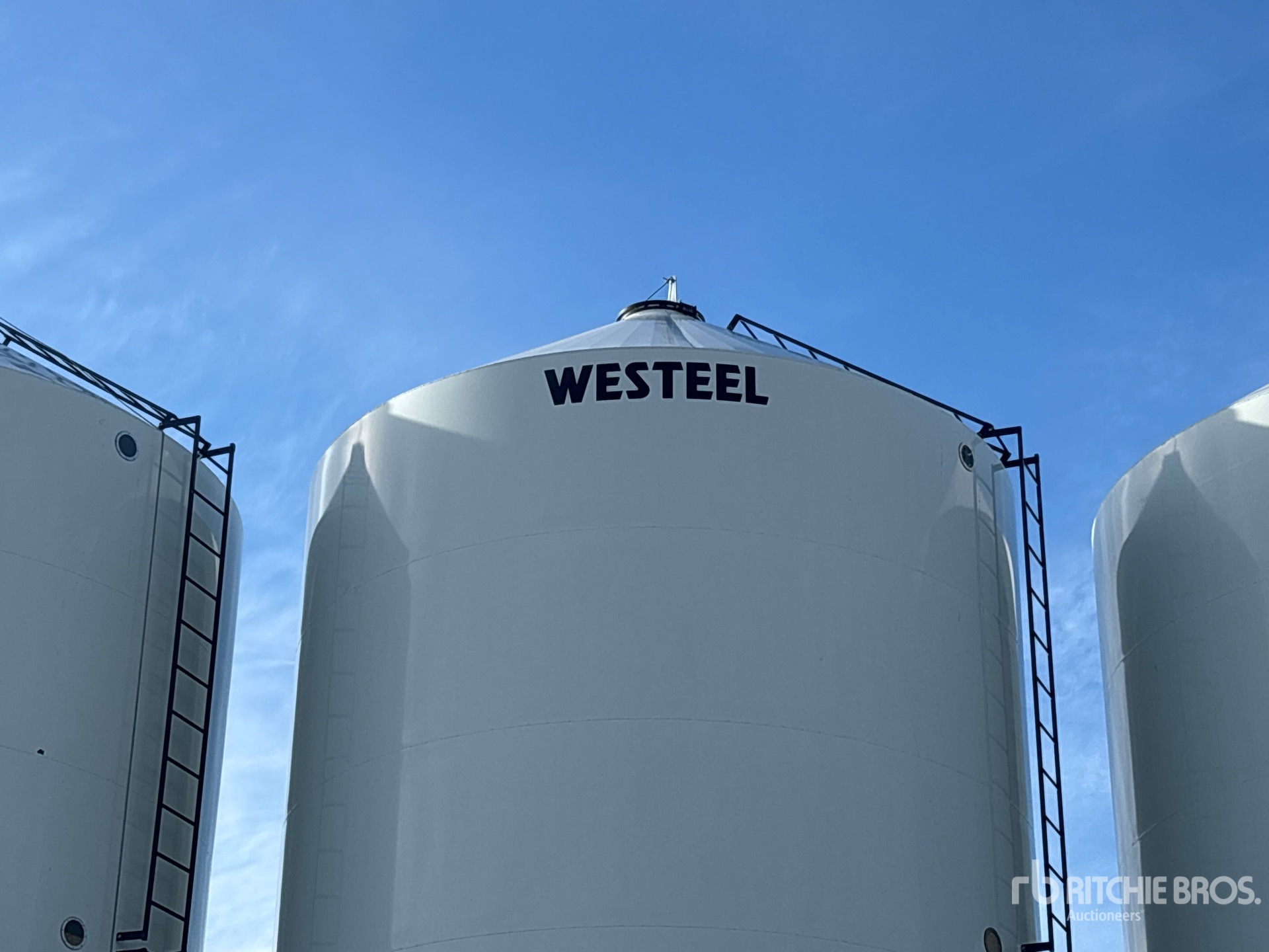 Westeel +/- 5000 BU HOPPER