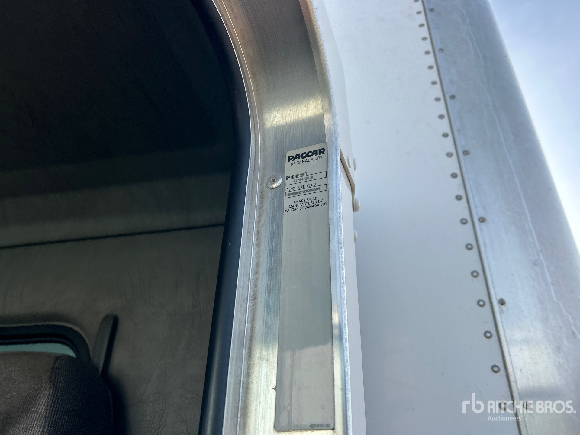 2019 Kenworth T270
