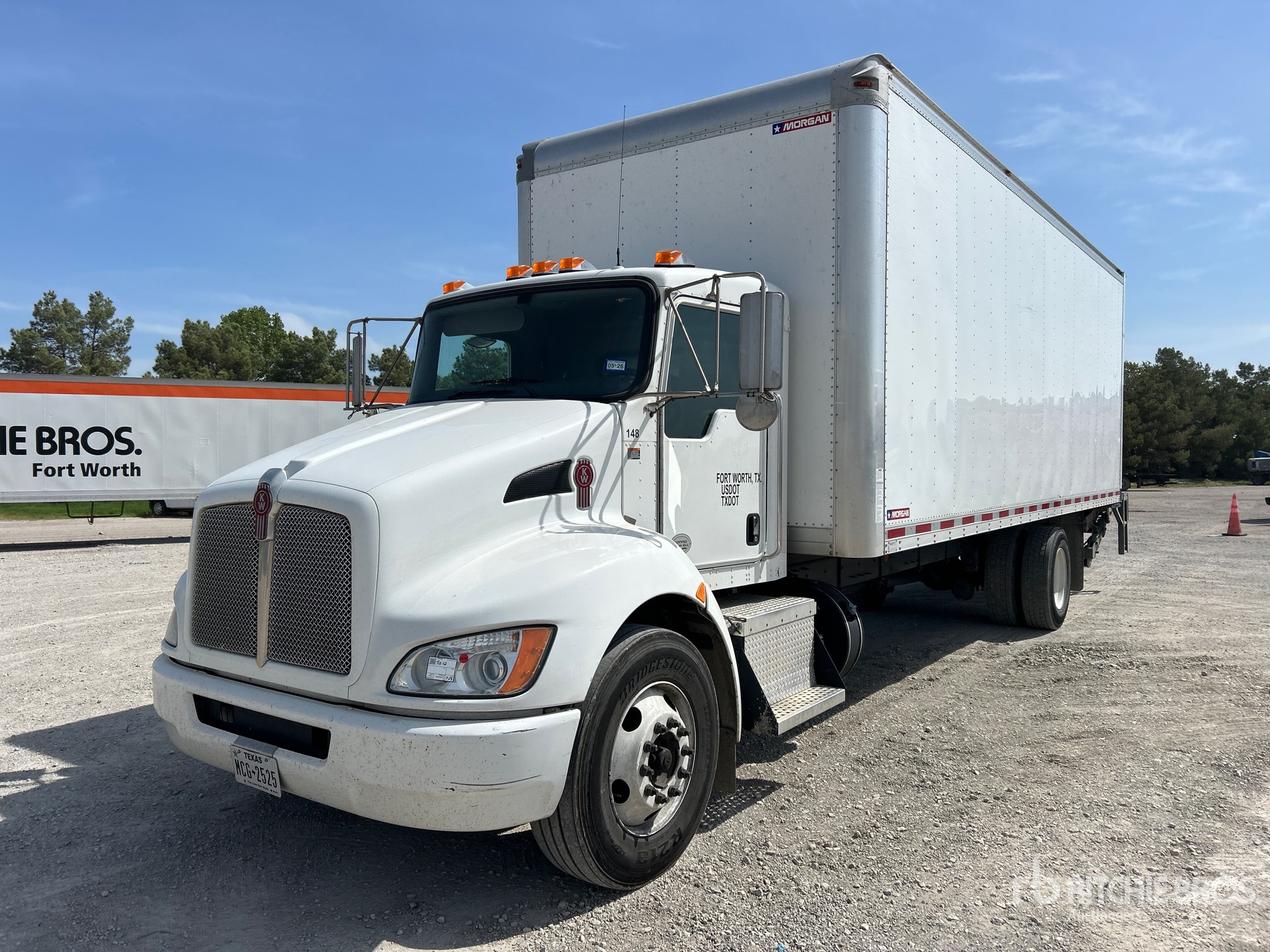 2019 Kenworth T270