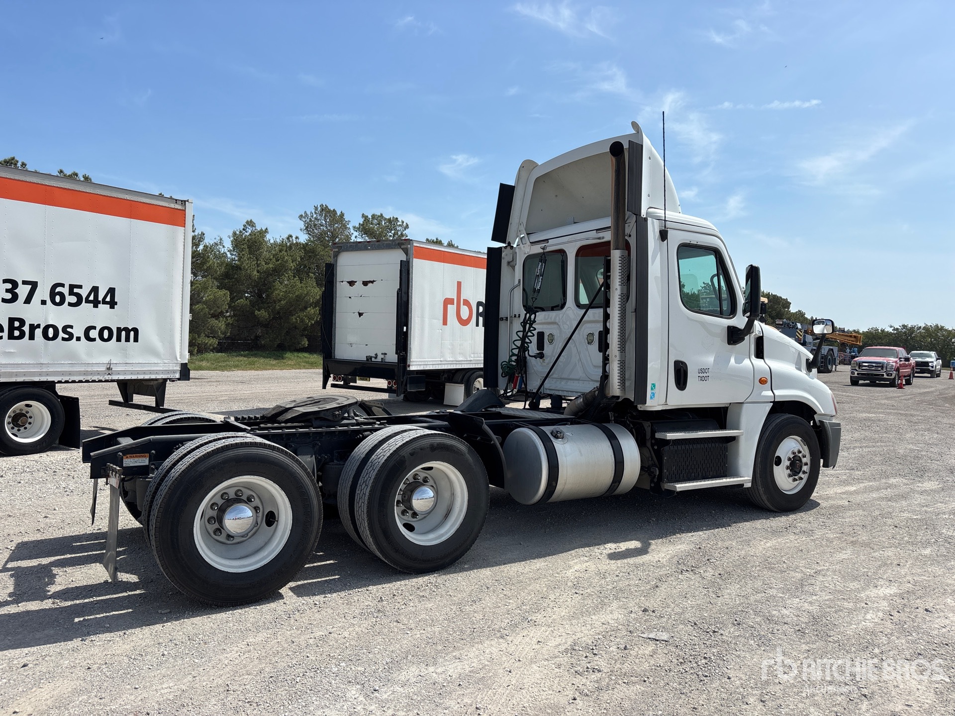 2015 Freightliner CASCADIA 125