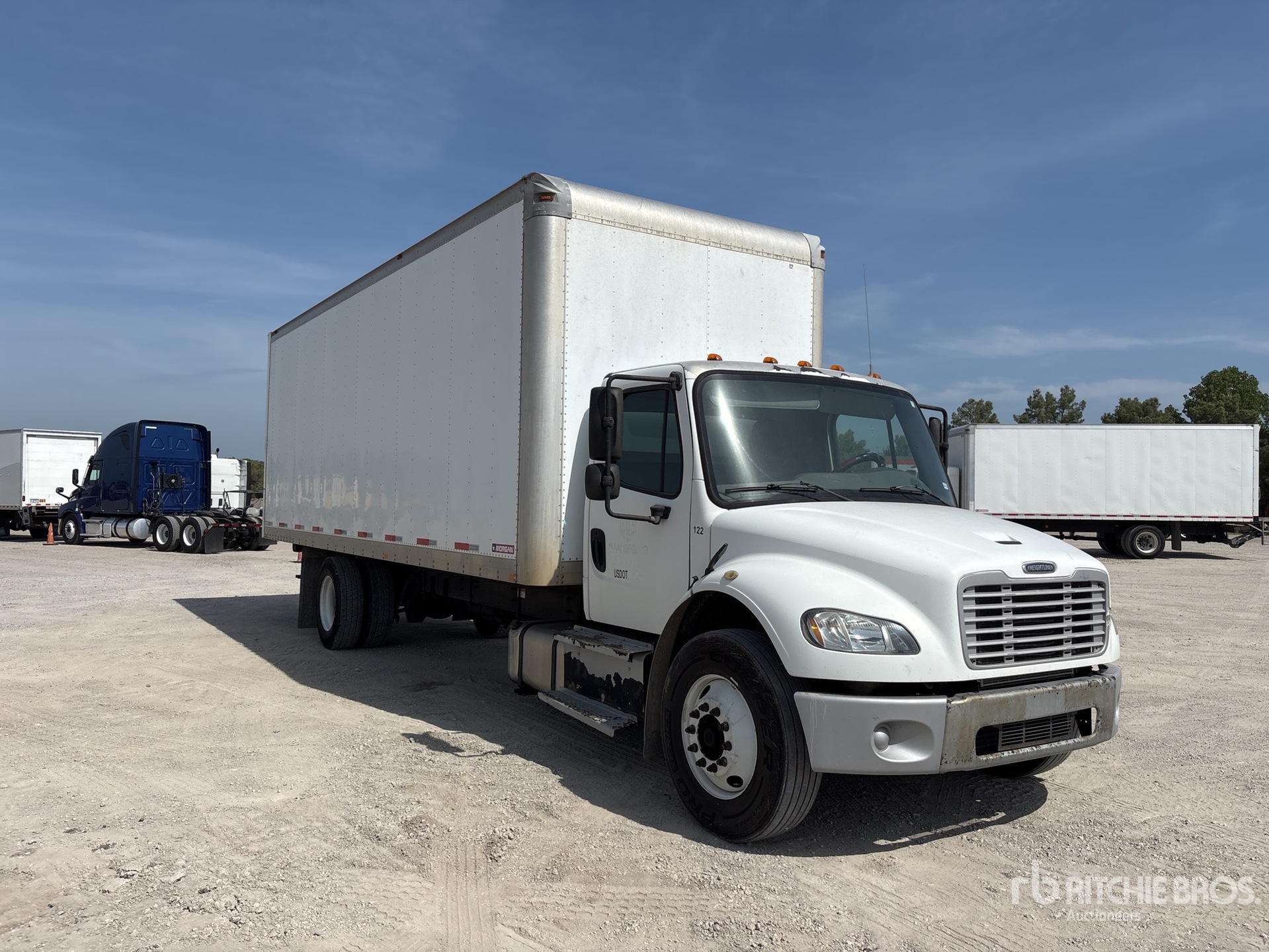 2015 Freightliner M2 106