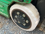 Chassis Lift with Right Front Tire