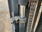 Hydraulics with Mast Lift Cylinders