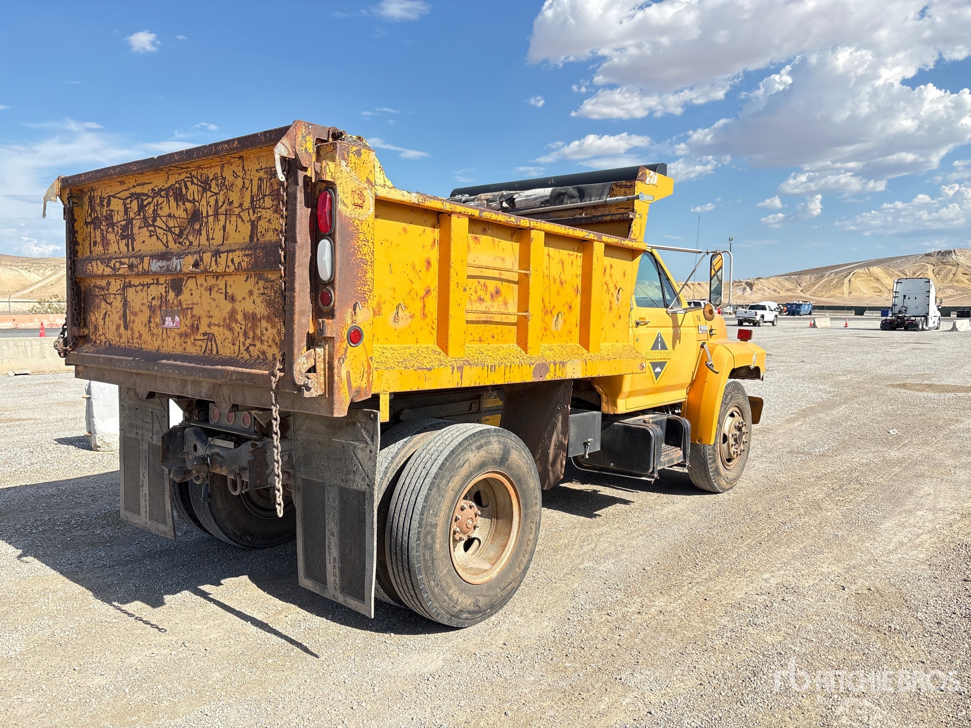 General Appearance with Picture, Right Rear Corner