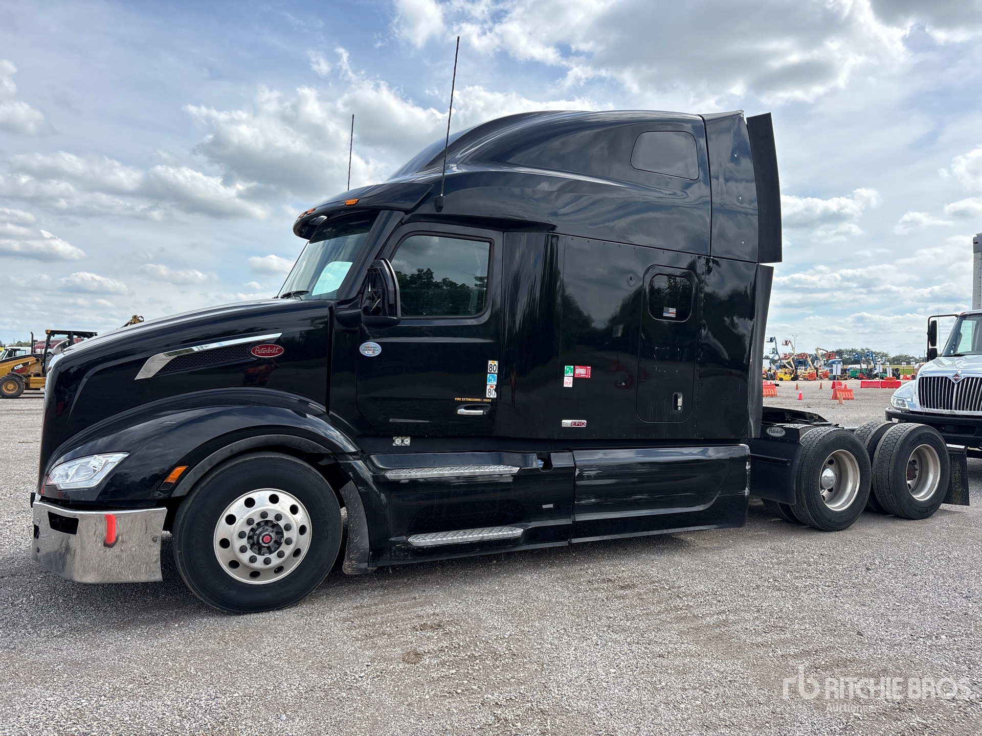 2024 Peterbilt 579