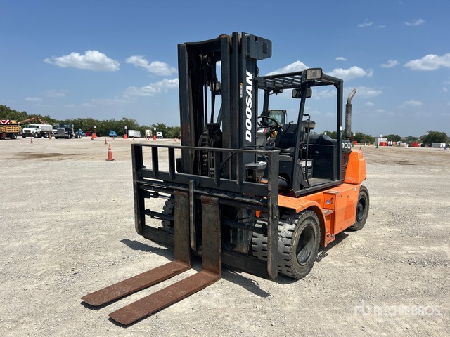 Doosan D70s-7 Forklift