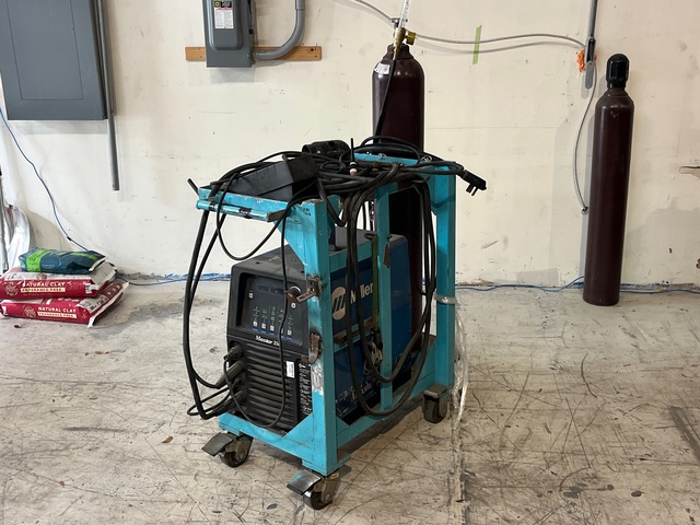 Miller Maxstar 350 350 A Mobile Multi-Process Electric Welder