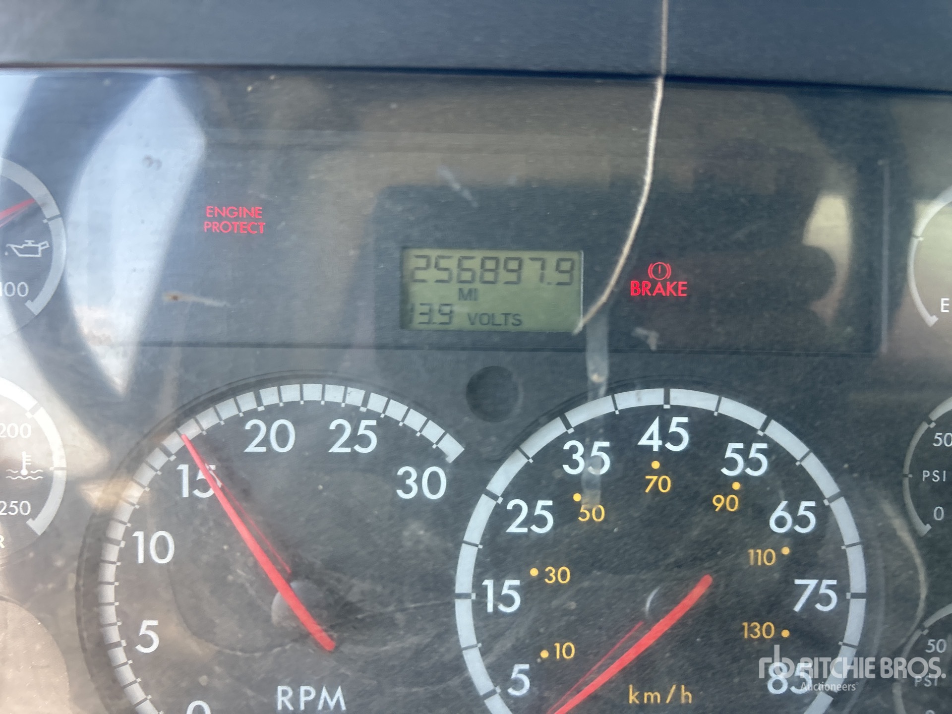 2008 Sterling L7500
